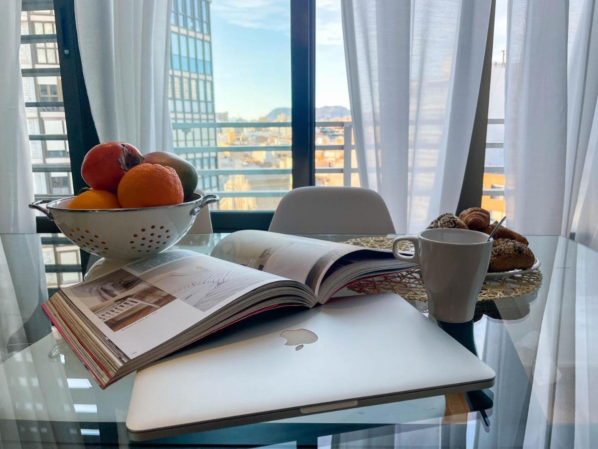 Amplio Apartamento En Pleno Corazon De 阿利坎特 外观 照片