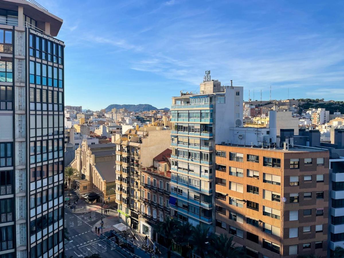 Amplio Apartamento En Pleno Corazon De 阿利坎特 外观 照片