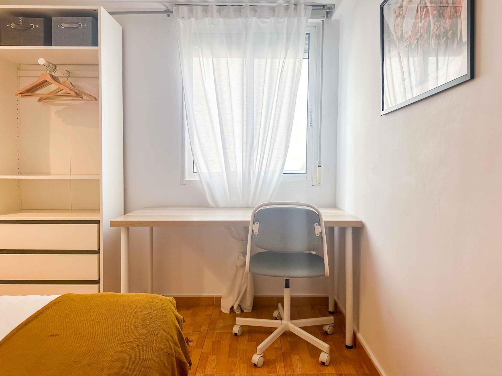 Amplio Apartamento En Pleno Corazon De 阿利坎特 外观 照片